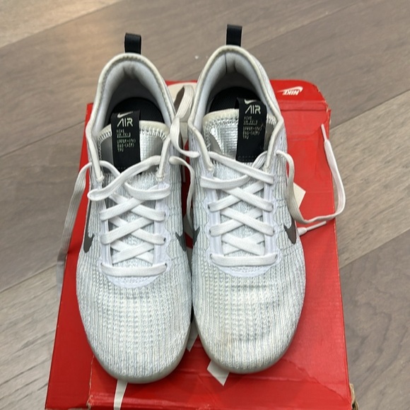 Nike Air VaporMax FlyKnit 3 - Picture 2 of 7